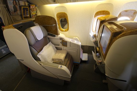 Boeing 777 Fly Emirates